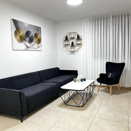 Spat Vip Apartment Bat Yam Exterior photo